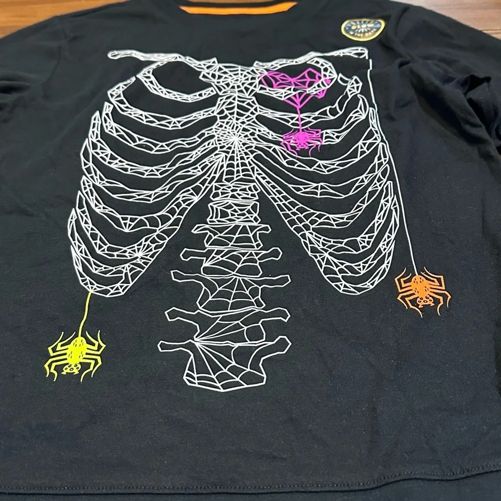 Cat & Jack Glow-in-the-Dark Skeleton‎ Spiderweb Halloween Shirt (Girls 8/10)